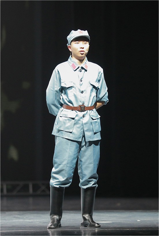 軍官鞋長(zhǎng)筒皮鞋